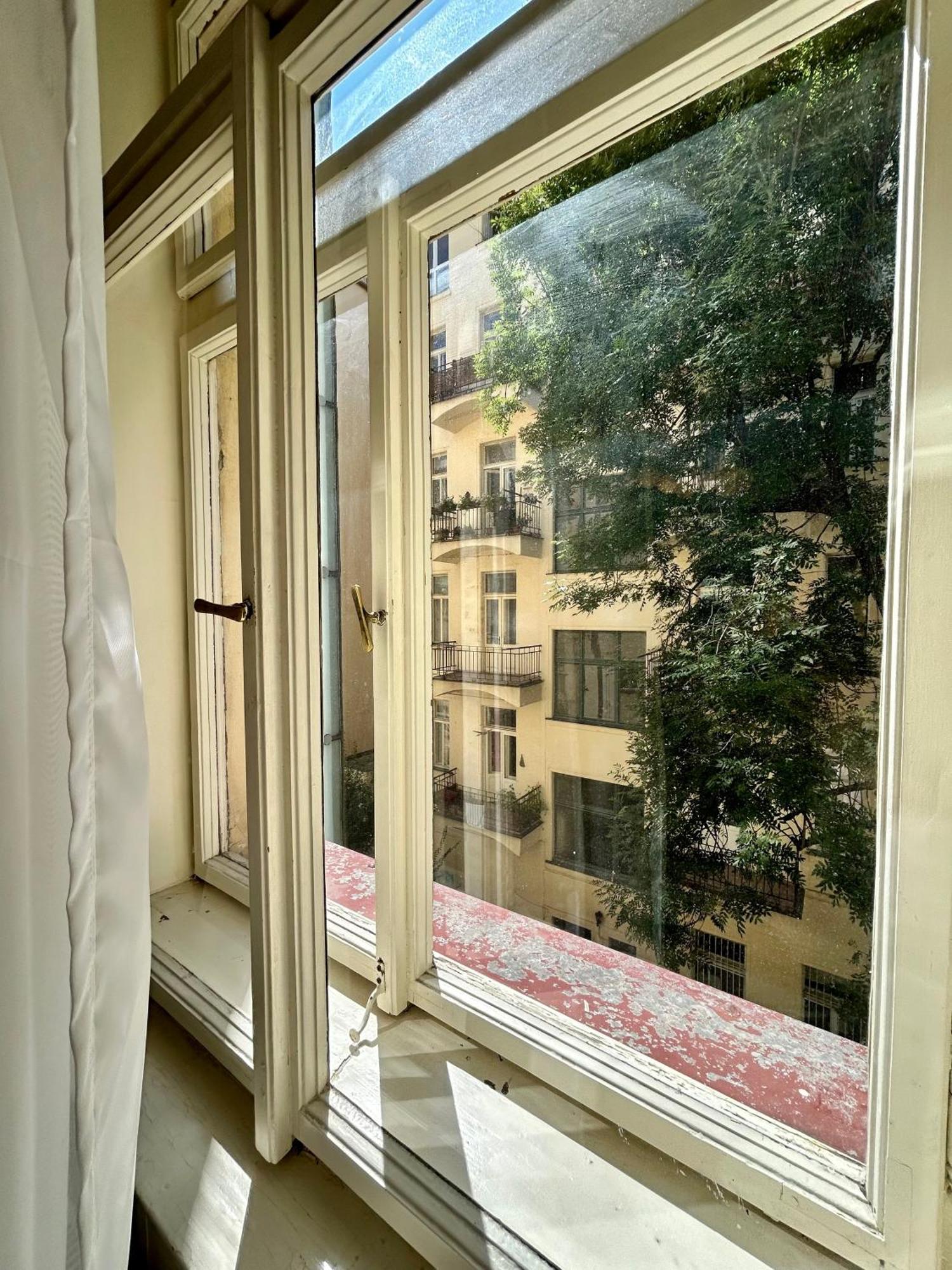 Exclusive Prag